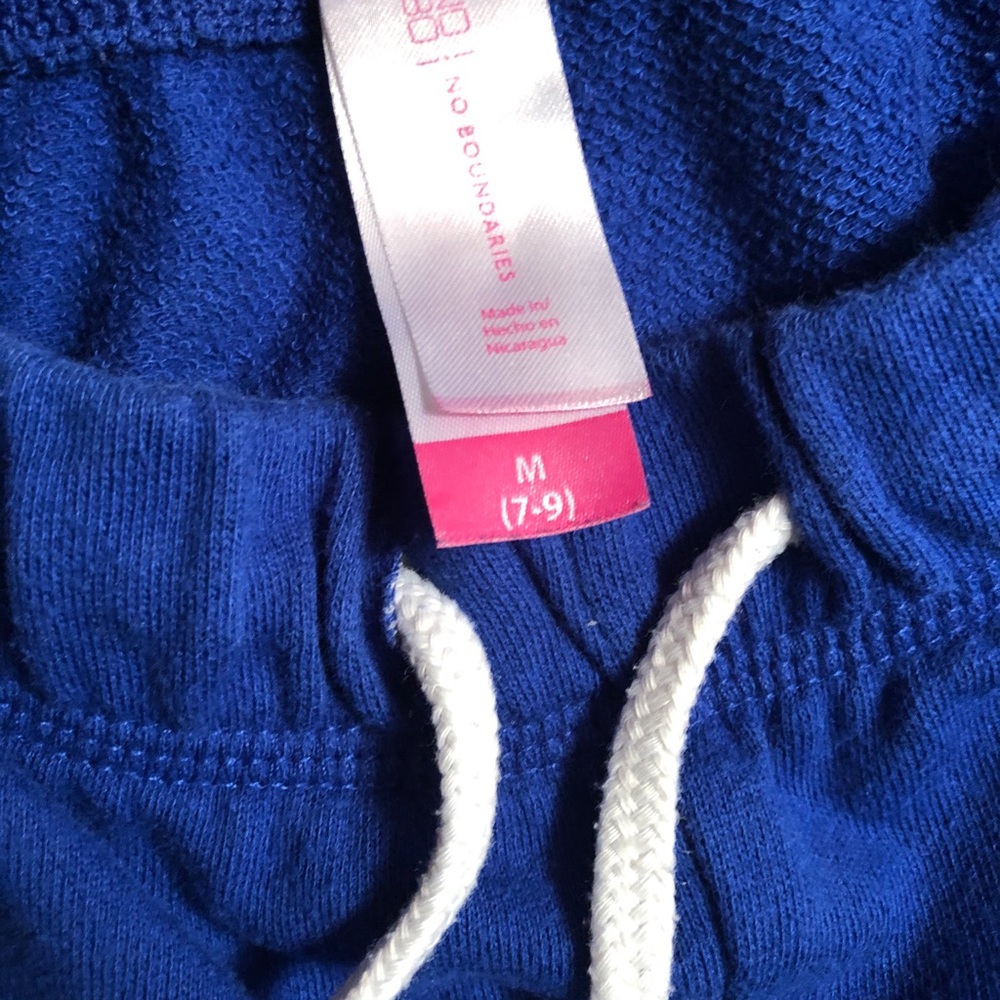 Shorts - Picture 3 of 3